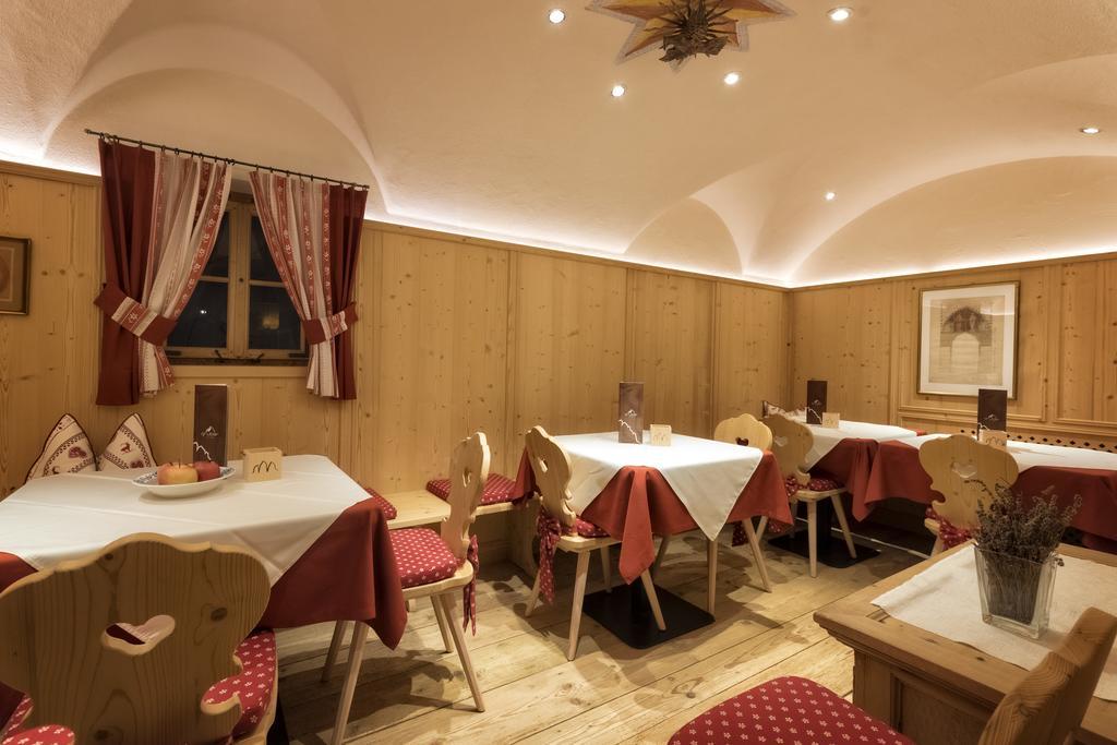 Hotel Gruber セスト エクステリア 写真